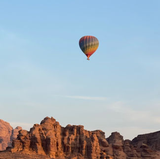 air-balloon flight above the Wadi Rum desert in Jordan