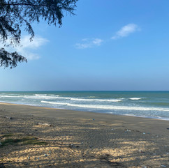 een van de langste stranden ter wereld langs de Oostkust van Maleisië van Singapore tot Thailand