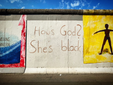Berlin Wall Tour: Must-See Art & Graffiti Spots