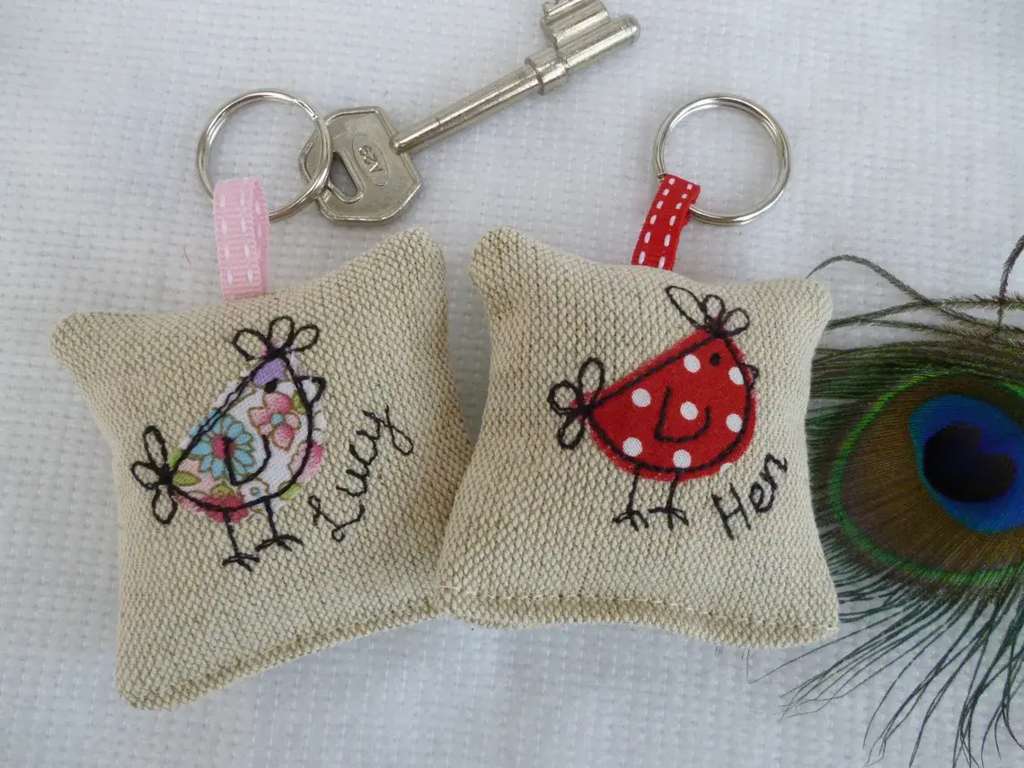 Hen personalised keyring
