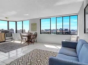 HIGHEST SOLD: Off-Market Penthouse Overlooking Waikiki Sold by Christopher