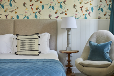 resized - 0JEP4180-1920x1280_edited.png