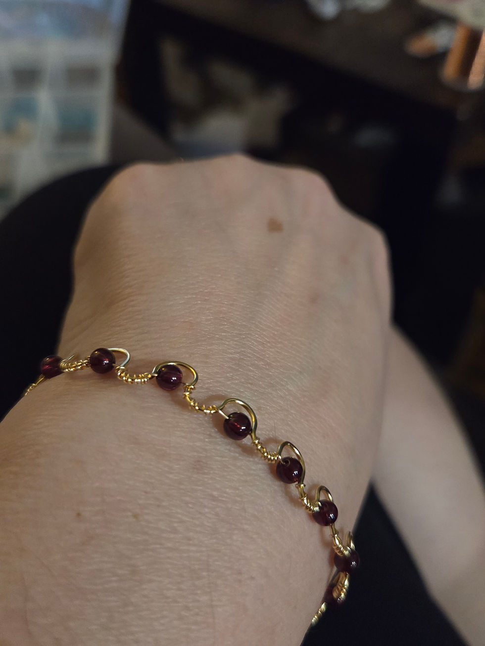 Thumbnail: Gold and Garnet Bracelet 