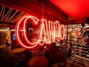 Caiño estrena take away: los vinos de su bodega, ahora también para llevar
