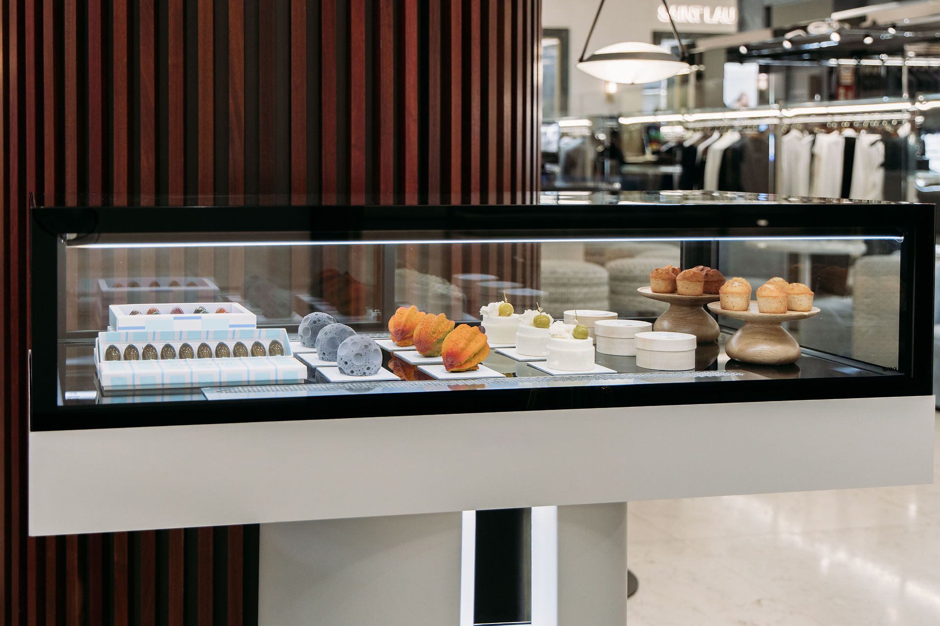 Hofmann abre en Madrid en Galería Canalejas 2026 (Actualidad) - GastroSpain (4)