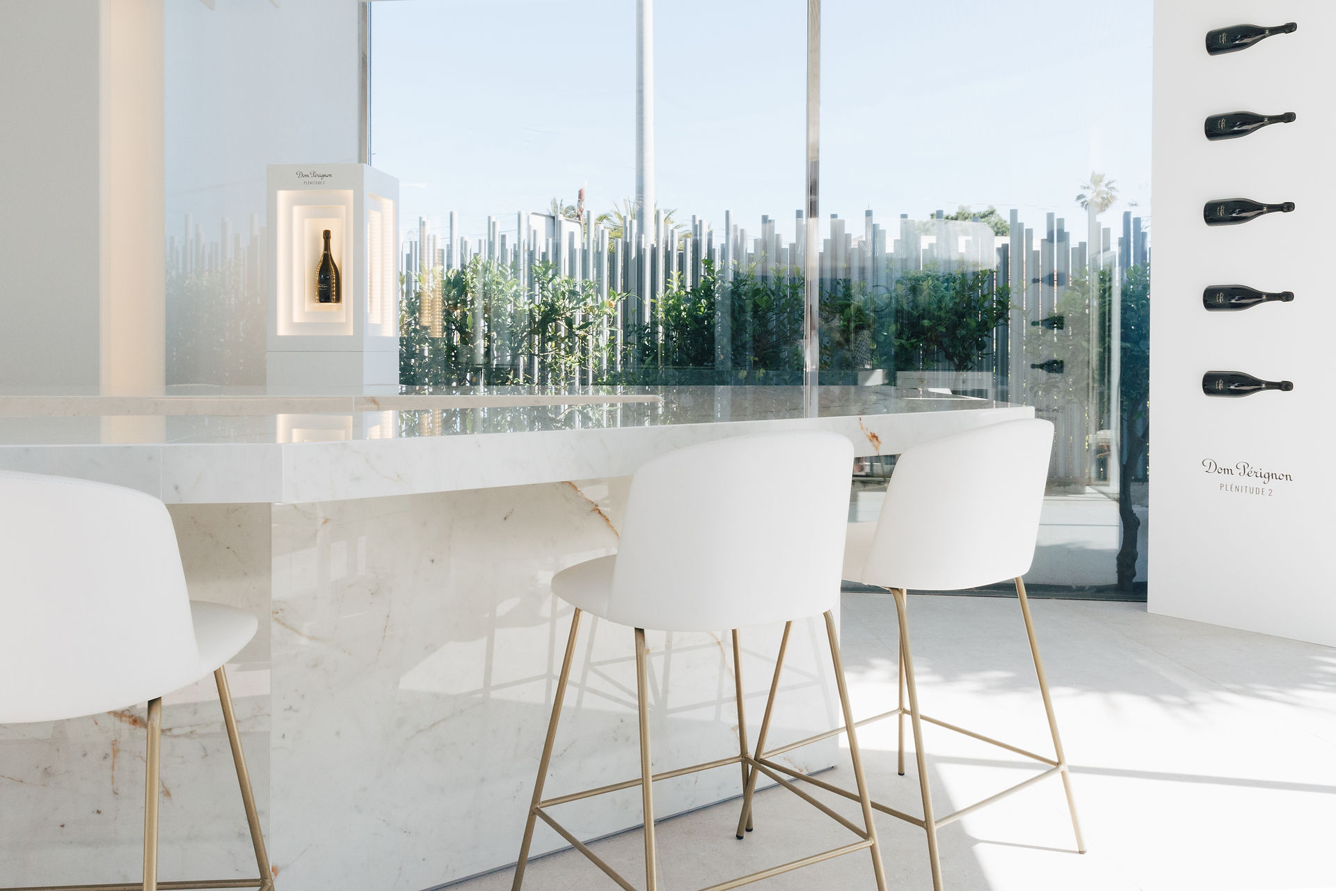 Mesa Neolith Plénitude 2 de Dom Pérignon (Gadgets & Deco) - GastroMadrid (2)
