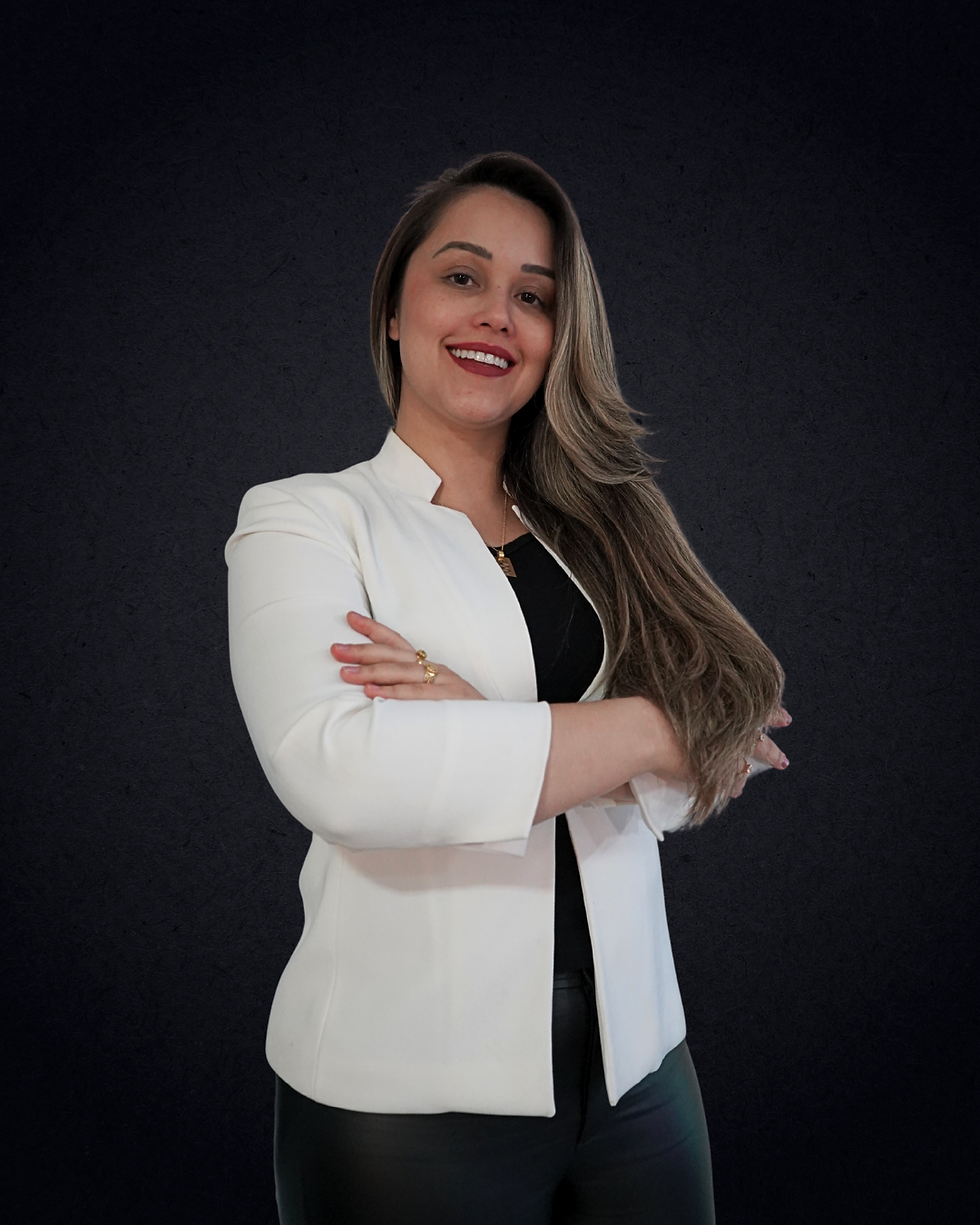 Dra. Carollyne Rodovalho