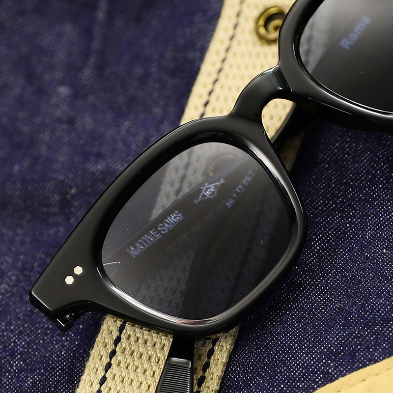 縮圖：RAMS #BLACK CRYSTAL  SIZE: 47.1-23.7-147