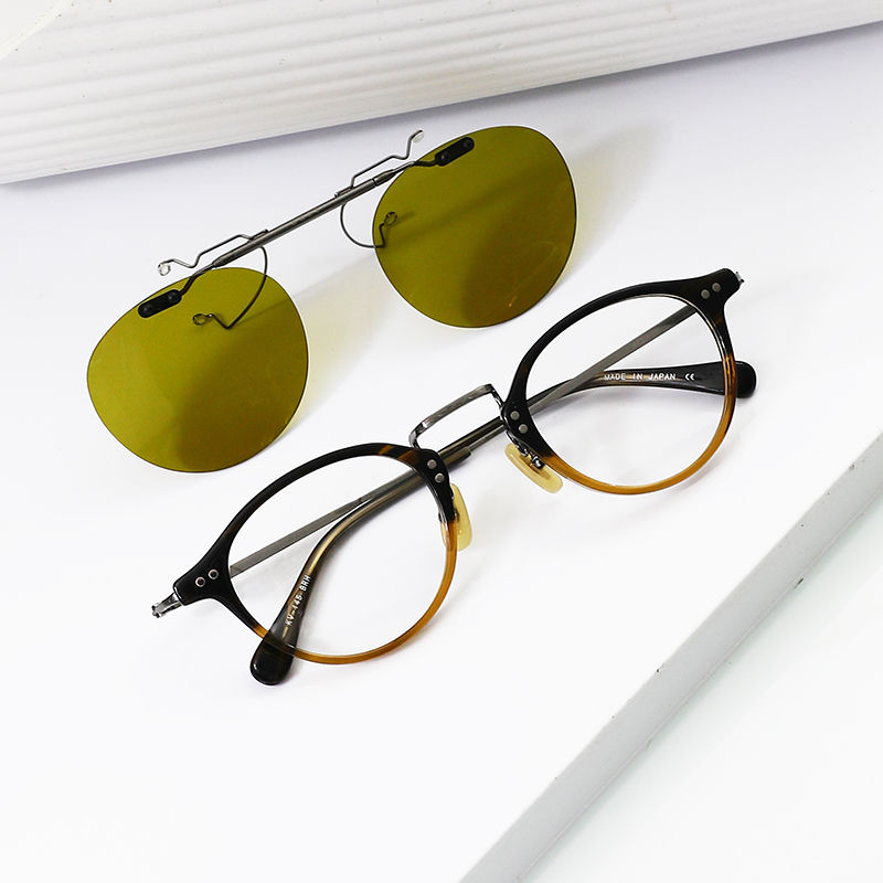 KV145 #BRH , SIZE: 44-24-142 跟原裝FLIP CLIP ON 套裝
