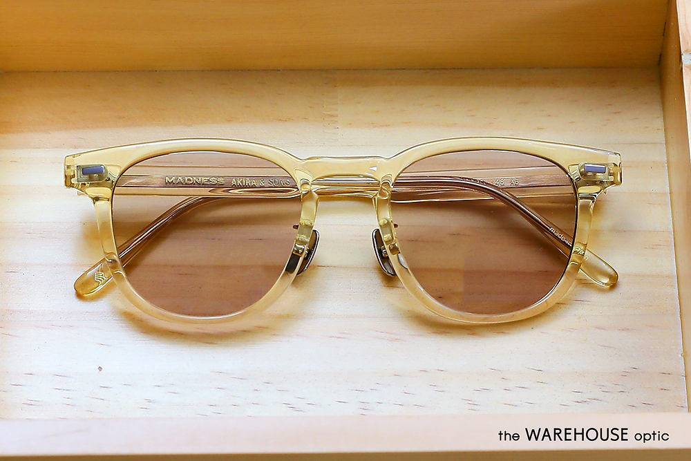 マッドネス アキラ＆サンズ ウエアハウス サングラス グレー/アーミー マッドネス アキラ＆サンズ ウエアハウス サングラス グレー