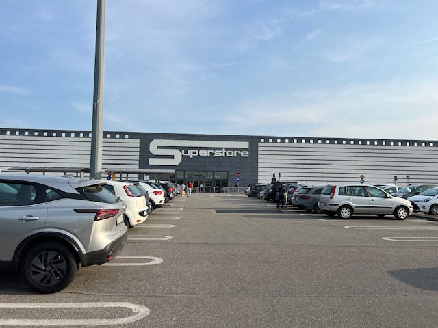 Italy's Superstore
