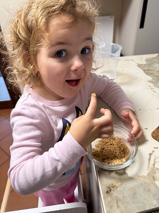 Ariana loves cinnamon sugar - Ariana ama lo zucchero alla cannella