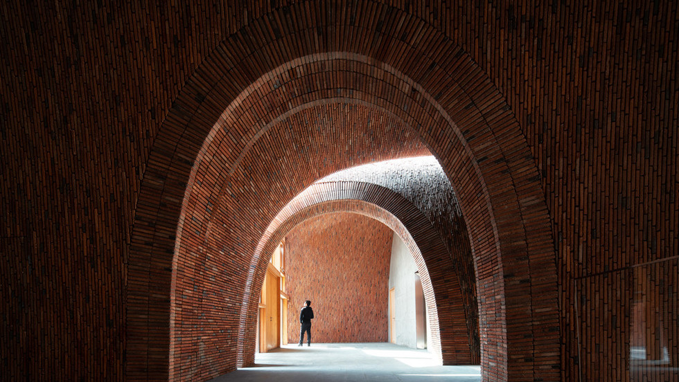 View to the foyer of auditorium
Photo credit: schranimage