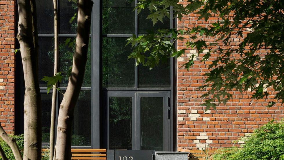 APARTMENTS AT THE BOLSHEVIK FACTORY | IND Architects