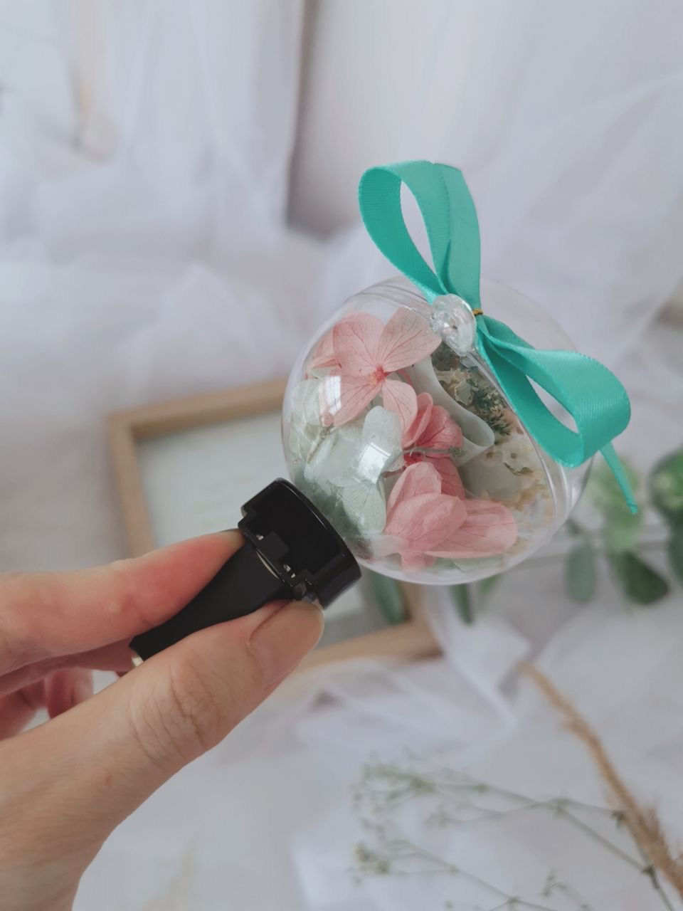Thumbnail: Dried Flower Mini Bouquet - Car Perfume