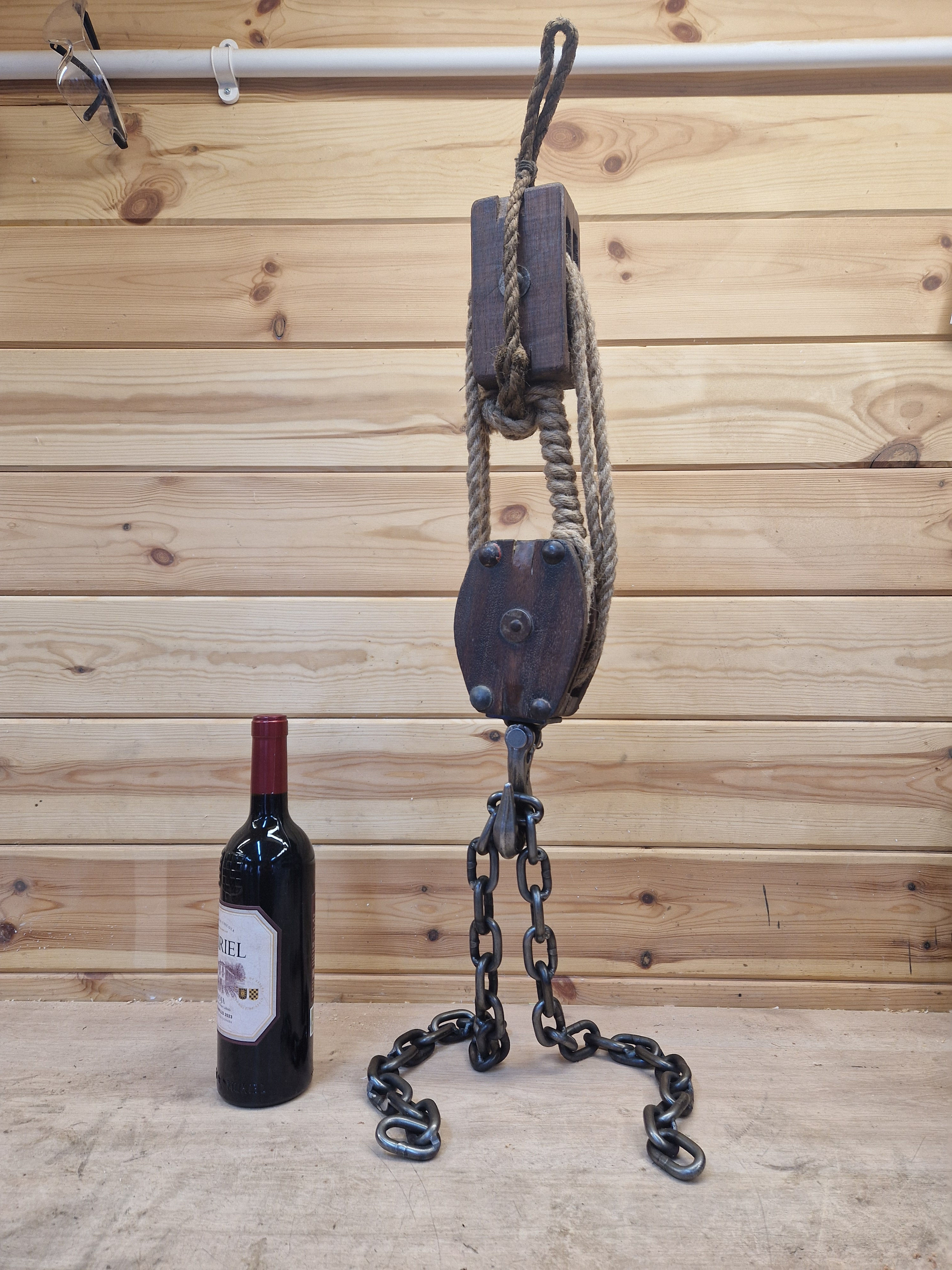 Block and tackle ornament