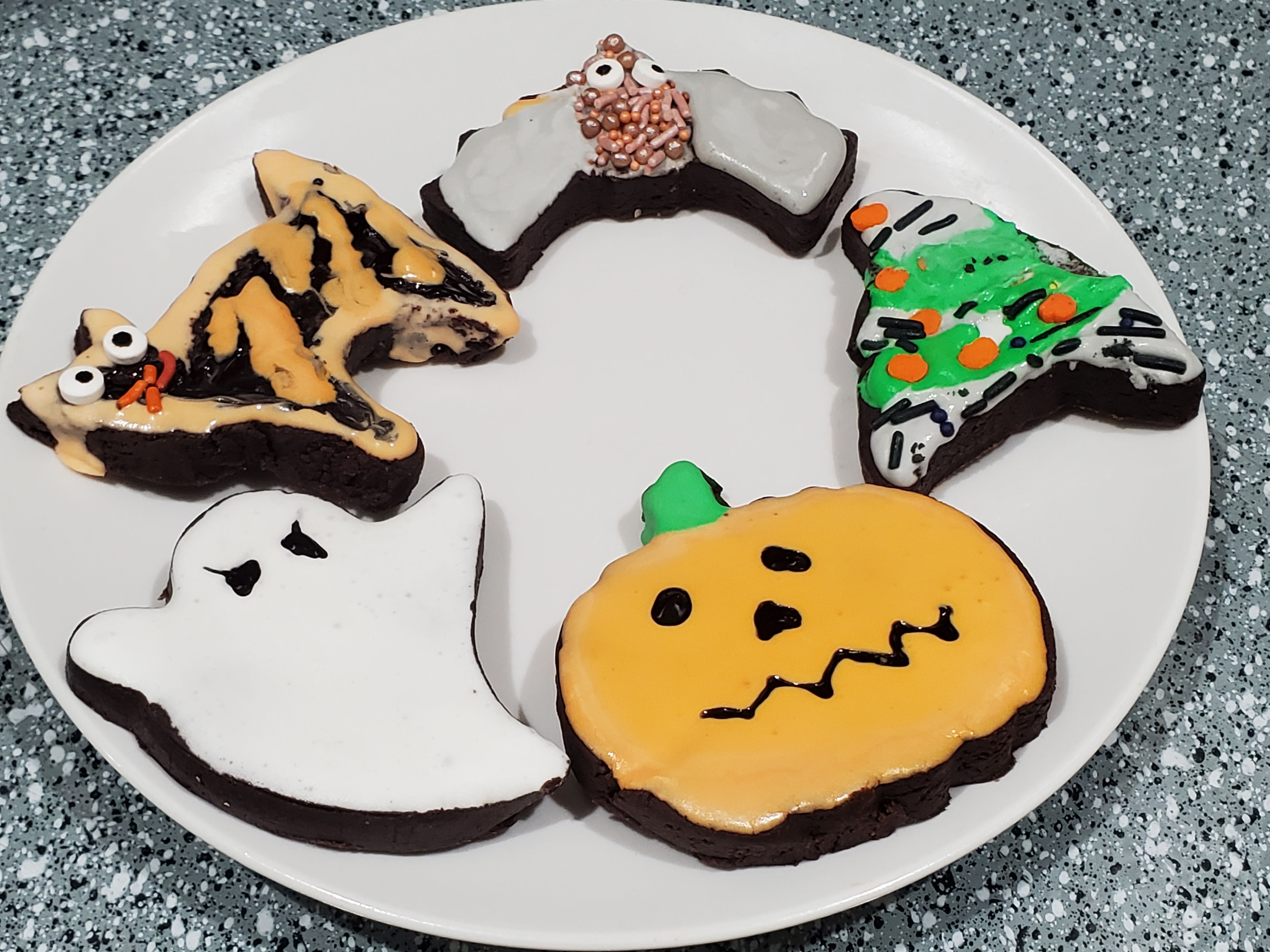 Halloween Chocolate Chip Jumbo Cookies with Royal Icing
