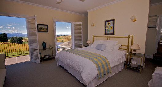 Clouds Luxury House 102.jpg