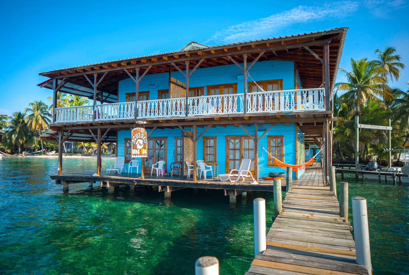 Casa Acuario fachada.webp