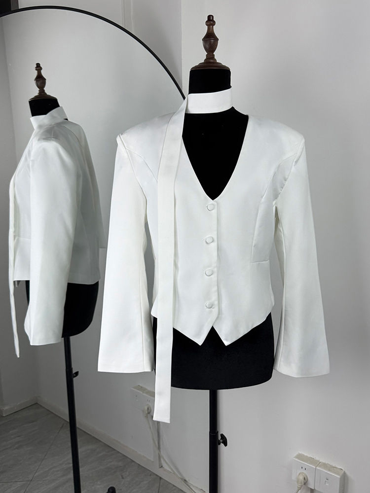 Thumbnail: Tuularose Single Breasted Coat Women's V Neck Scarf With Long Sleeve Waist-Cinch