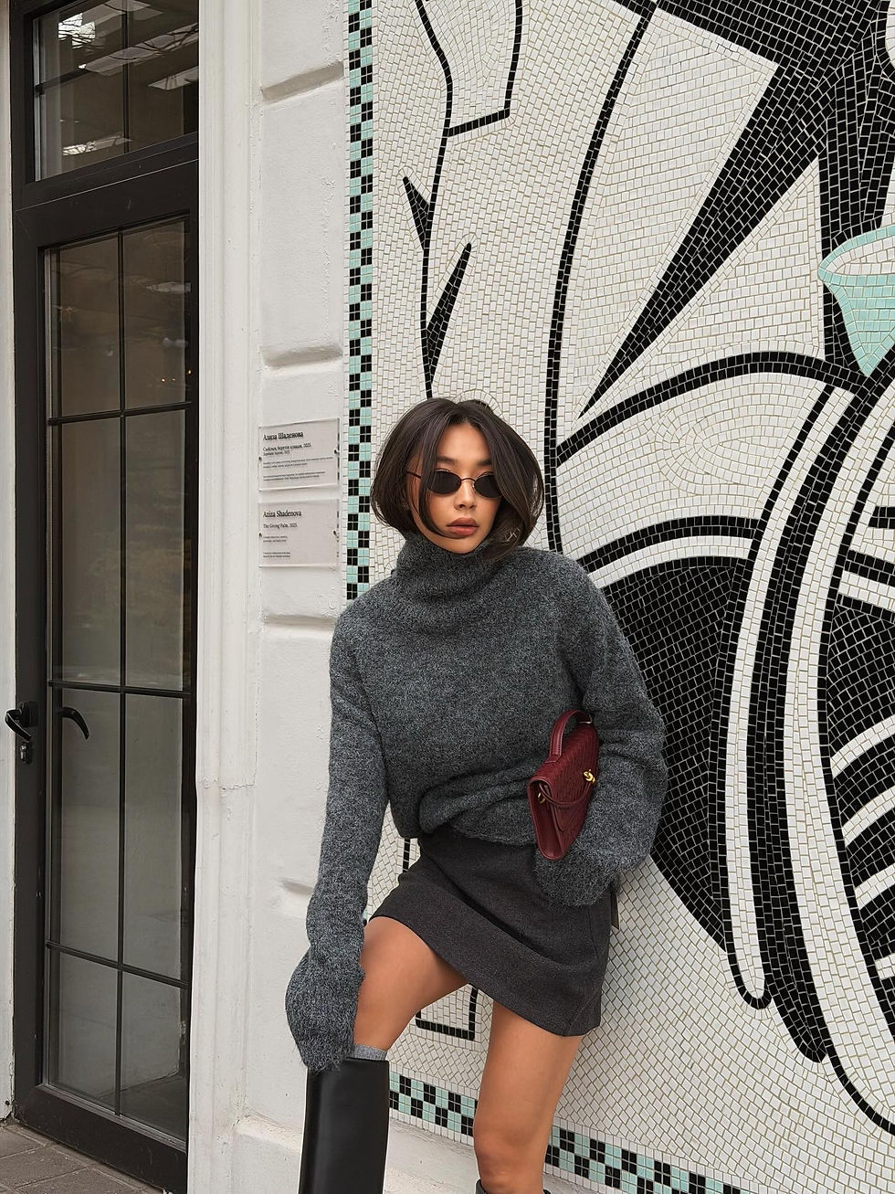 Thumbnail: Hirsionsan Basic Turtle Neck Sweater Women 2025 Oversized Soft Knitted Wool Pull