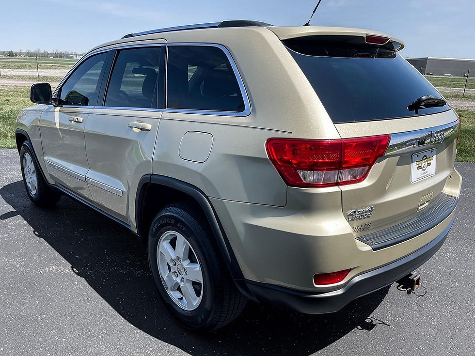 Thumbnail: 2012 Jeep grand cherokee Laredo Sport Utility 4D