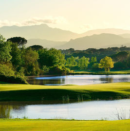 Golven in Catalonie bij Golf Camiral en andere topbanen dichtbij B&B El Ranxo.