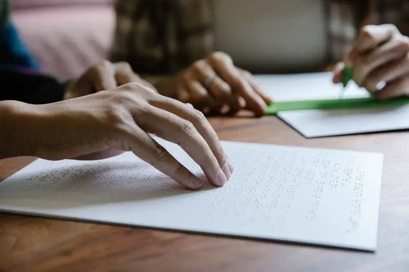 Braille.