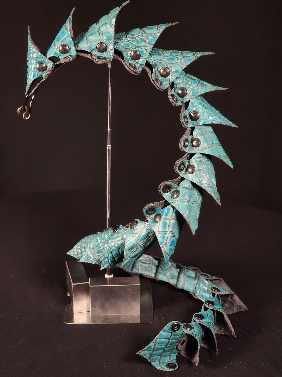 Thumbnail: Dragon Spine (Turquoise)