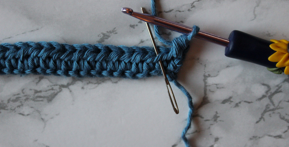a row of half treble crochet with a 4mm crochet hook.