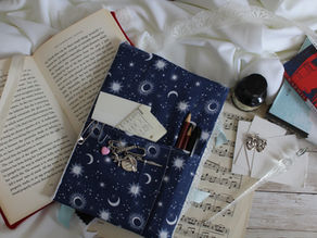 A Book Sleeve: Free Sewing Pattern