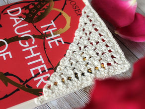 How to Crochet a Lace Corner Bookmark
