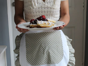 A Sewing Tutorial For A Pretty Apron