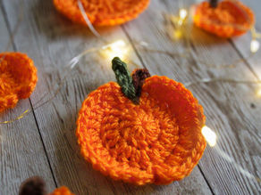 How to Crochet Flat Pumpkins: a free tutorial