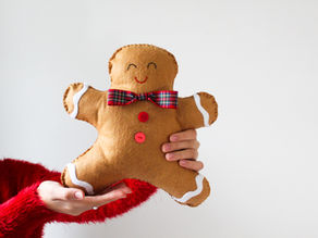 How to Make a Felt Gingerbread Man - FREE Pattern