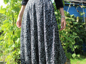 How to sew a Side Split Skirt - draft the pattern yourself