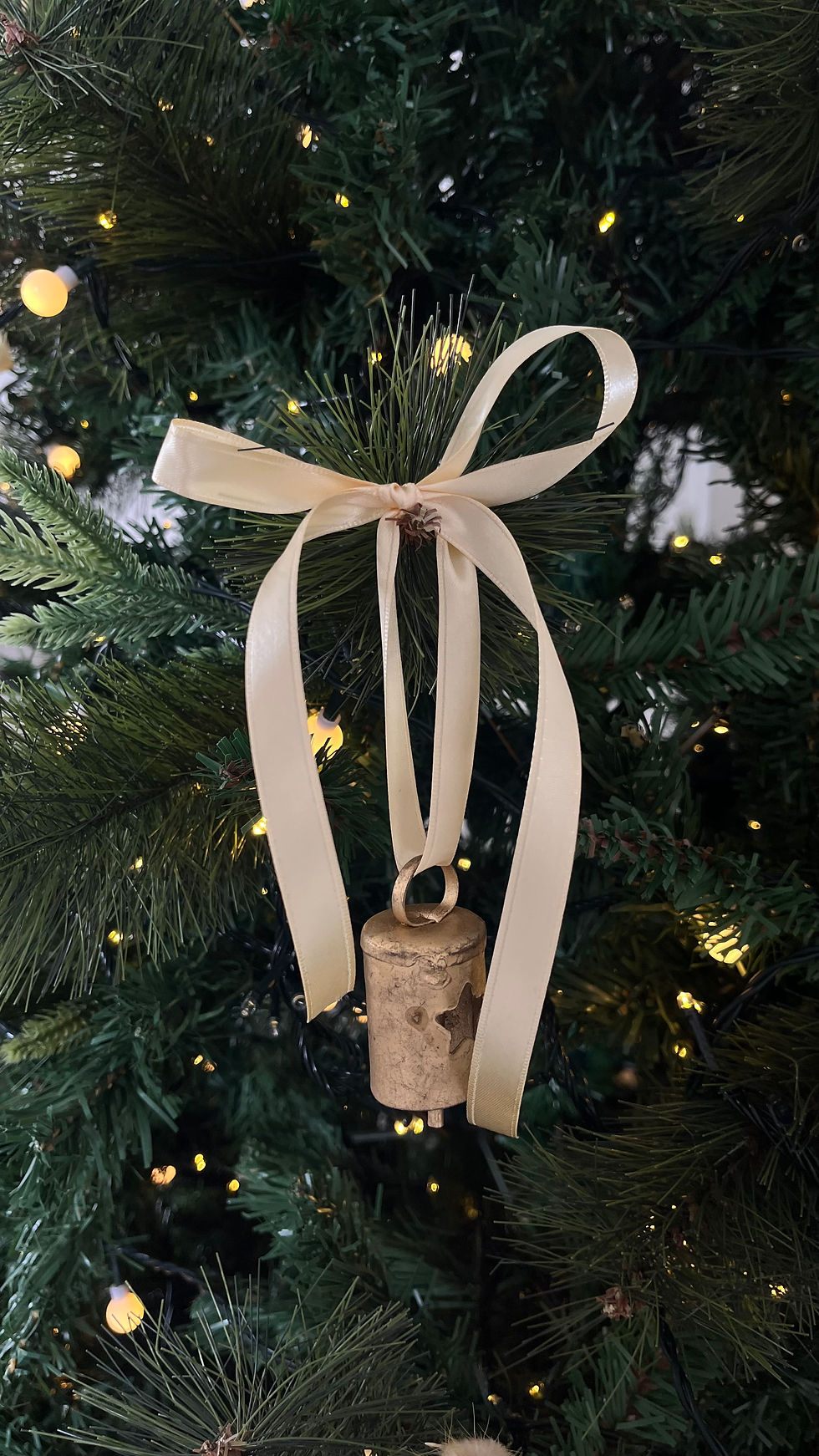 Miniatura: Campana tallada con Estrella