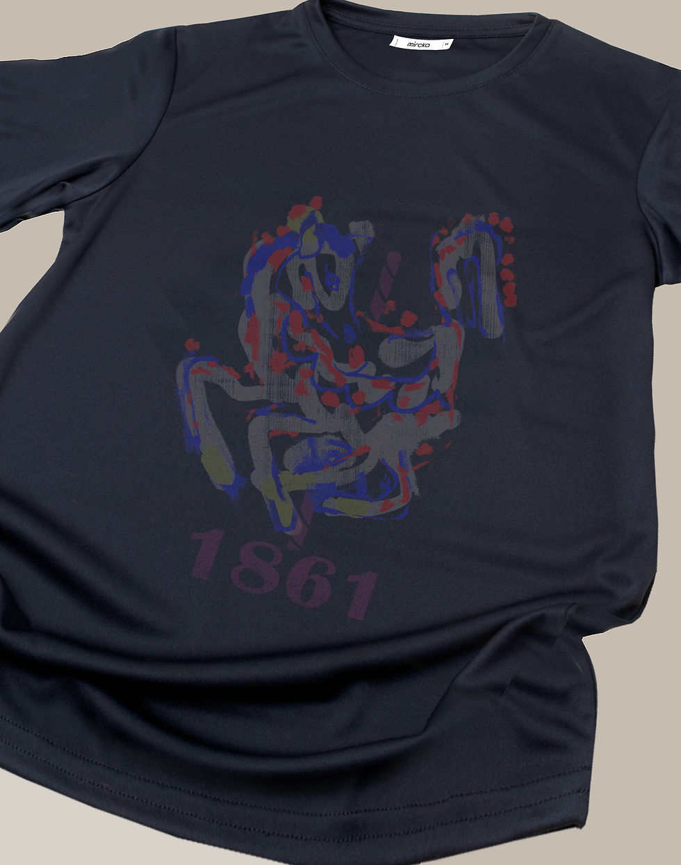 תמונה ממוזערת: טישרט קרוסלה MIRCKA GRAPHIC T-SHIRT