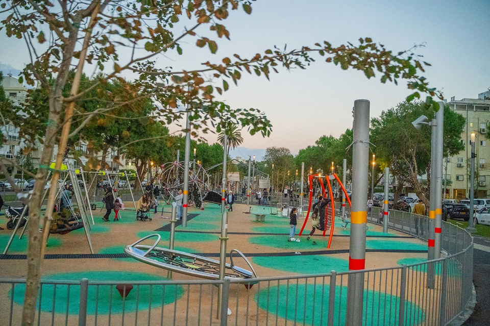 פרוייקט הצפירה 12 פארק שעשועים