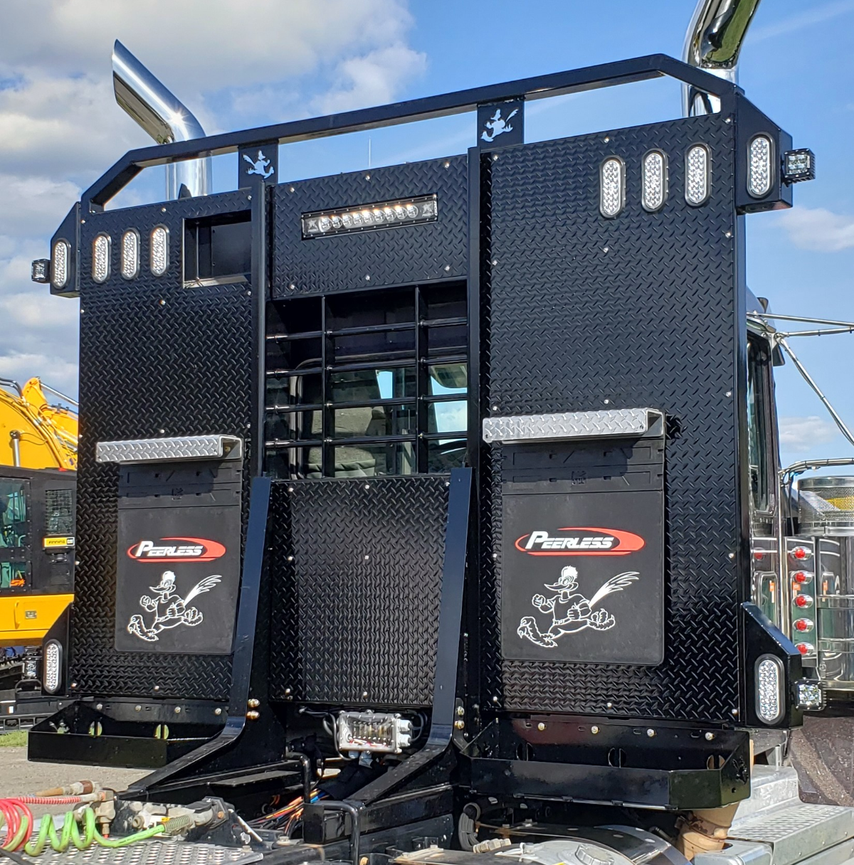 Headache Rack with Chain Hangers & Rubber Mats