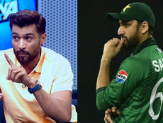 Mohammad Amir questions why all blame falls on captain and players after defeats