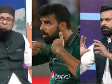 Heated exchange between Mohammad Hafeez and Saqlain Mushtaq over Shadab Khan after Pakistan’s defeat to England