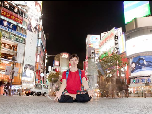 A chat with Tomo Okabe, visiting Jivamukti teacher from Japan