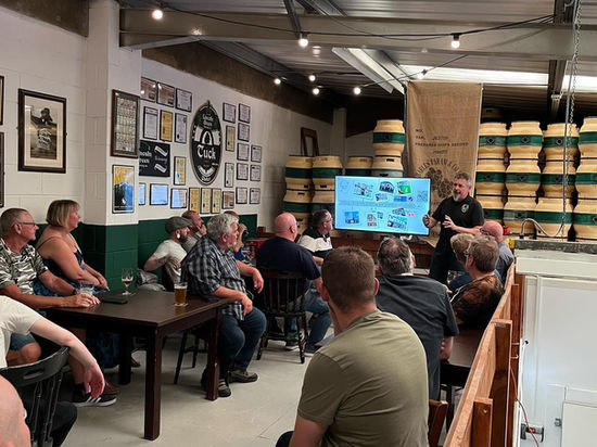 People attending course at the brewery