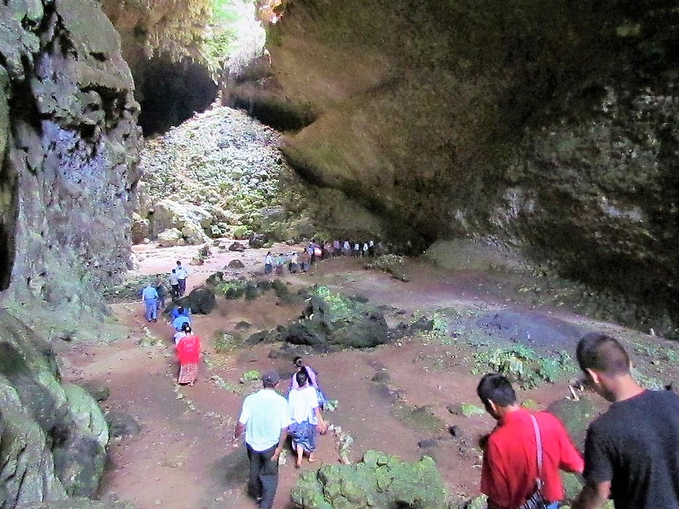 Our first workshop was at the entrance of one of the main sacred caves