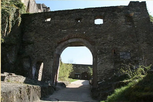 gate2.jpg