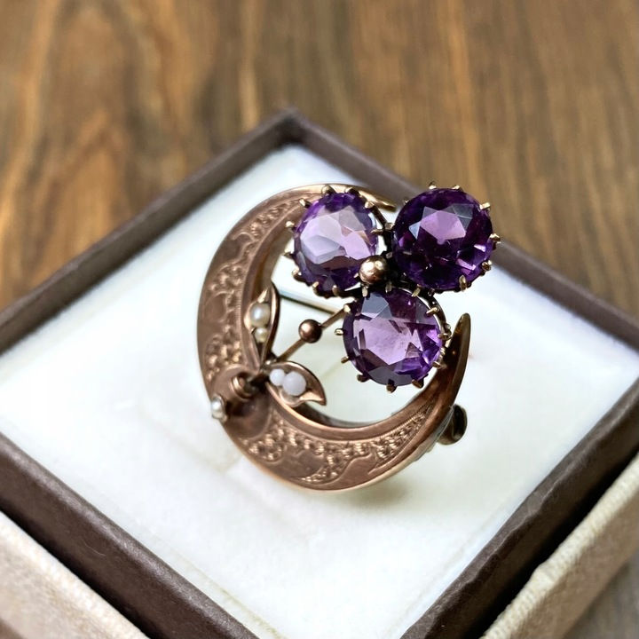 Miniatura: Broszka biedermeier ametysty kwiat księżyc XIX w