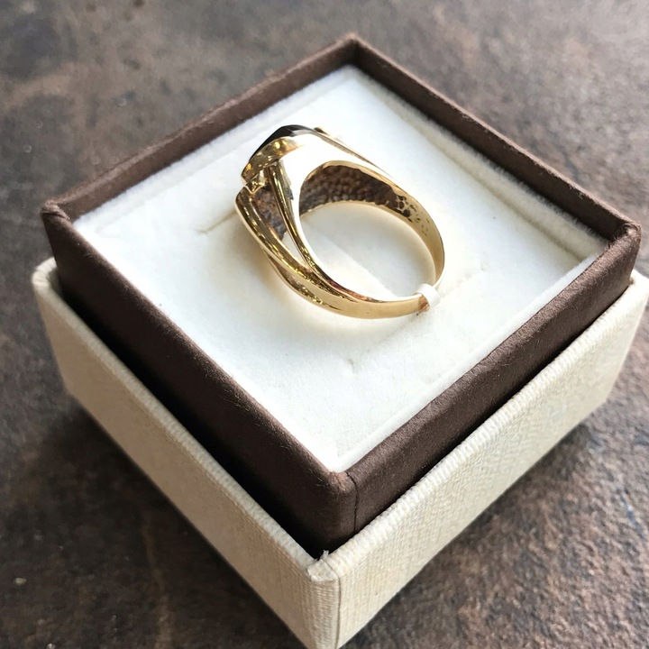 Miniatura: Pierścionek złoty z labradorytem