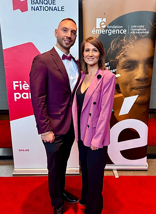 The president and vice-president of the Vivago Mental Health Foundation
