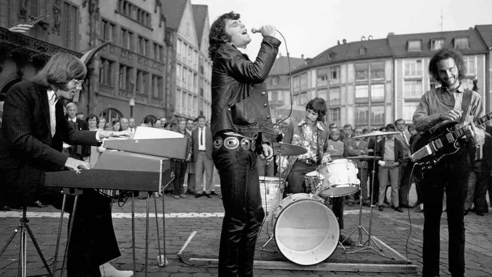 O álbum que colocou Jim Morrison no caminho da destruição.